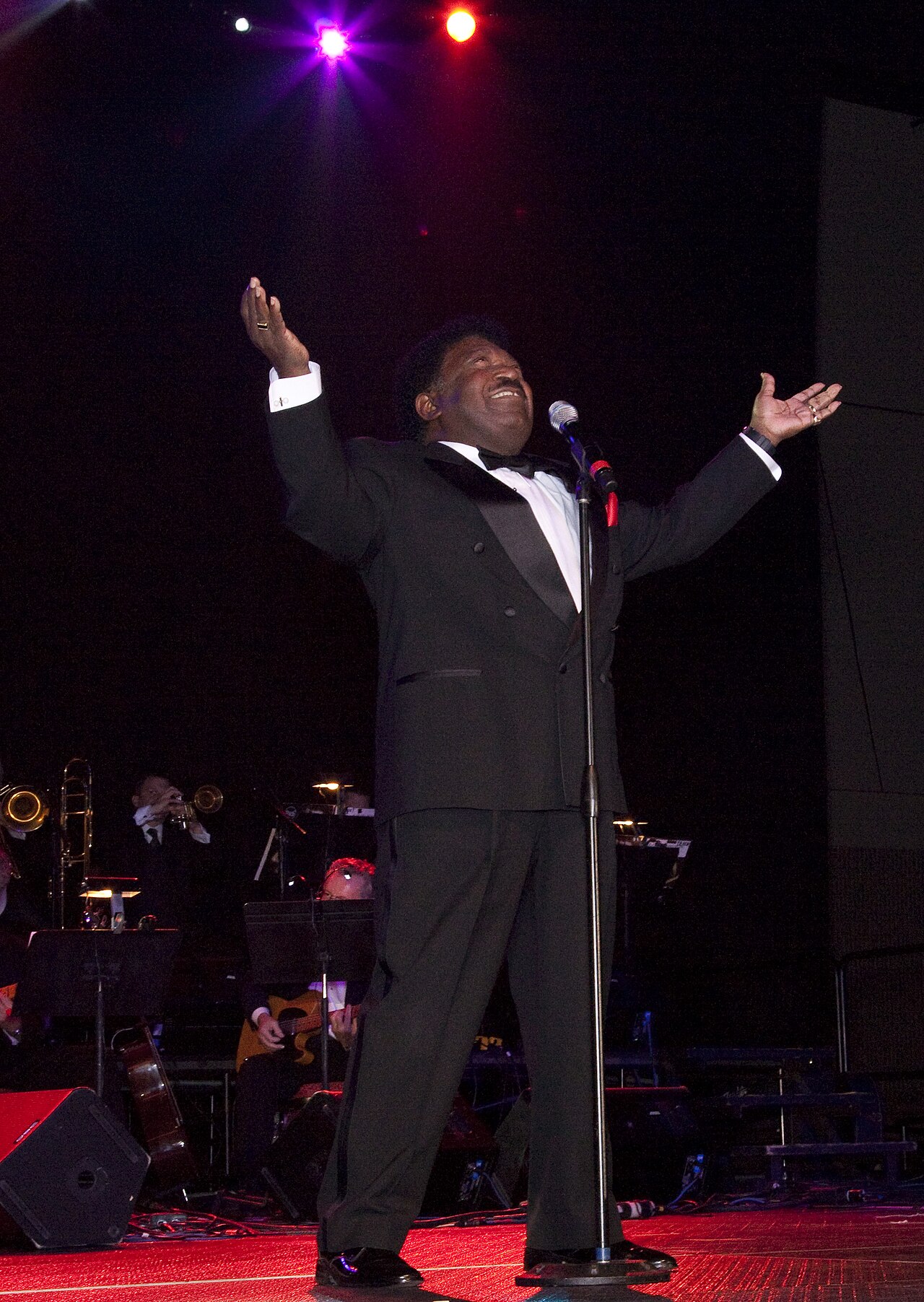 Percy Sledge performing in 2010